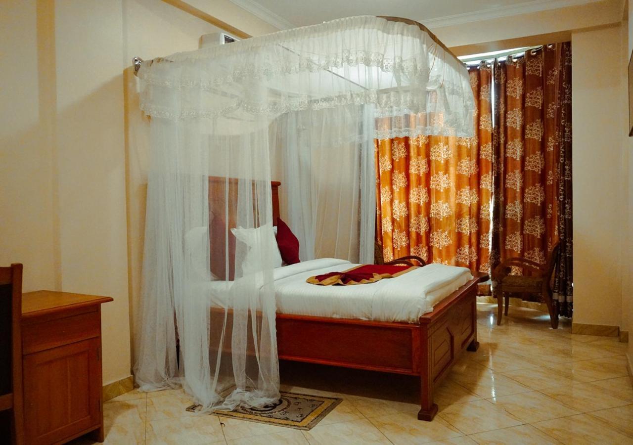 Senator Hotel Arusza Zewnętrze zdjęcie
